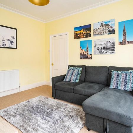 Fantastic, Spacious 3 Bedroom House With Garden Bath Exterior photo