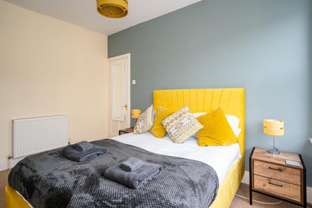Fantastic, Spacious 3 Bedroom House With Garden Bath Exterior photo